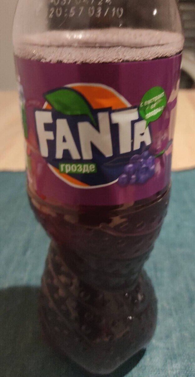 Fanta Fruit Soda Grape 12 fl oz — Front view