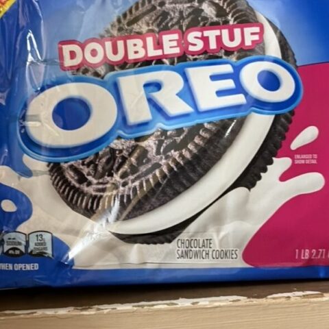 Oreo Sandwich Cookies Golden 5.25 oz — front of pack