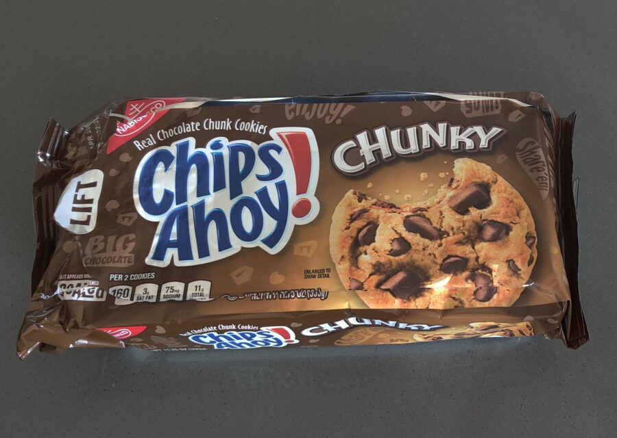 Chips Ahoy! Chocolate Chip Cookies Chunky Family Size — Front view