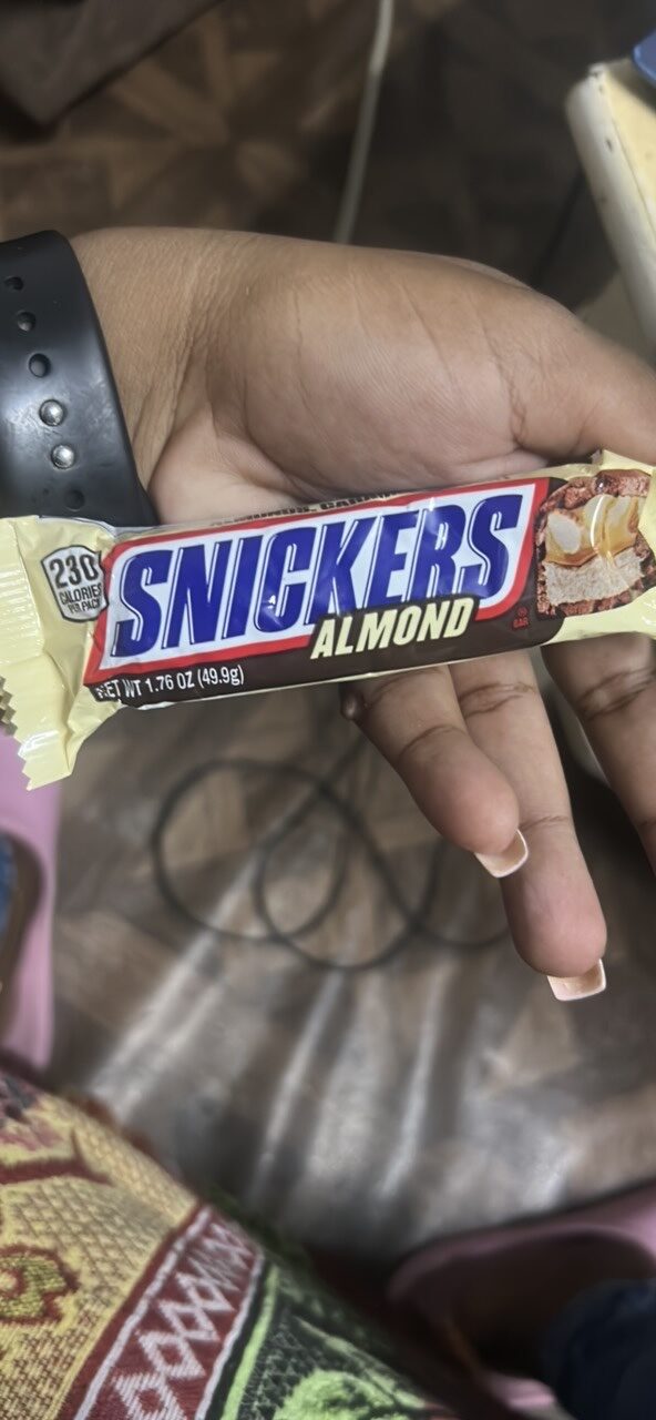 Snickers Chocolate Bar Almond 1.86 oz — Front view