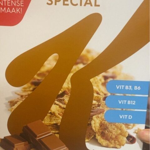 Kellogg's Frosted Flakes Cereal Chocolate 13.5 oz — front of pack