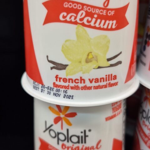 Yoplait Original Yogurt French Vanilla 12-Pack — front of pack