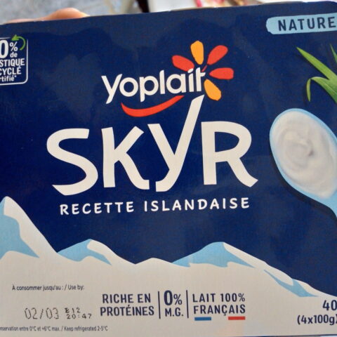 Yoplait Original Yogurt French Vanilla 8-Pack — front of pack