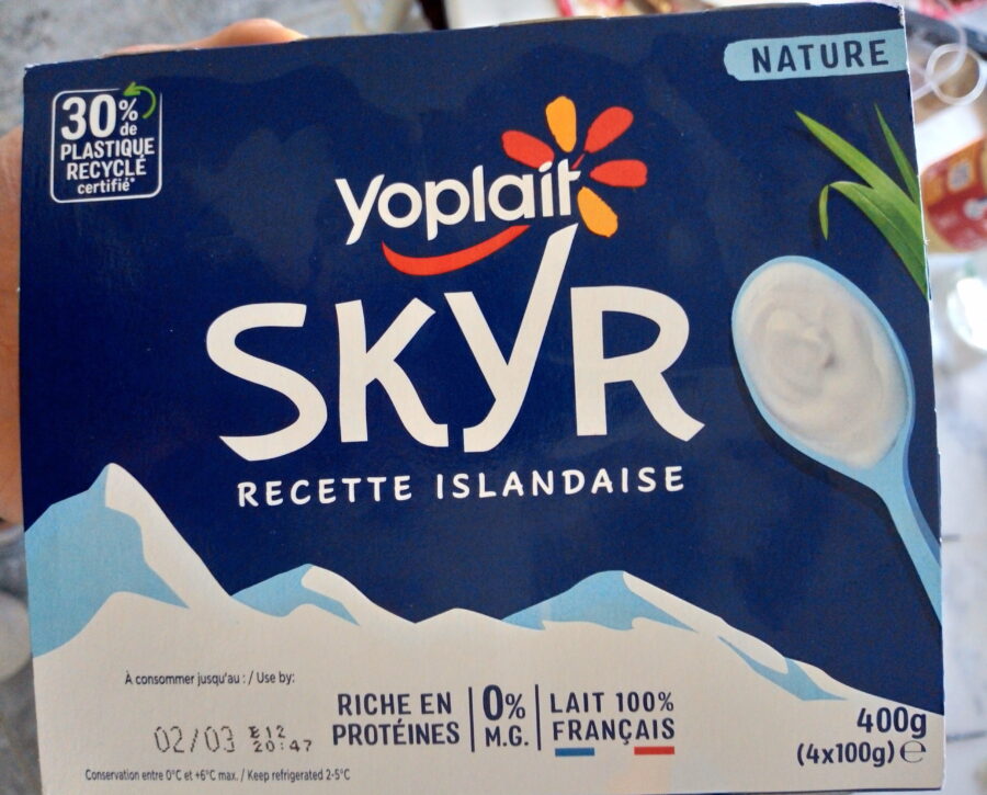 Yoplait Original Yogurt French Vanilla 8-Pack — Front view