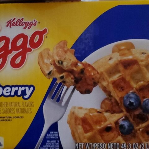 Eggo Frozen Waffles Blueberry 24-Count — front of pack