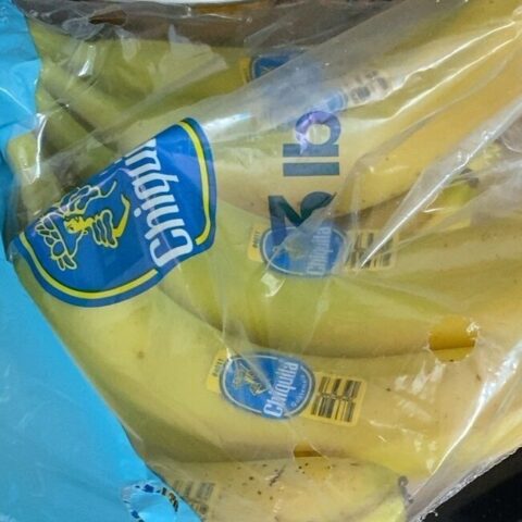 Chiquita Bananas Fresh 3 lb Bunch — front of pack