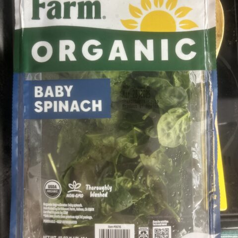 Earthbound Farm Baby Spinach Organic 16 oz — front of pack