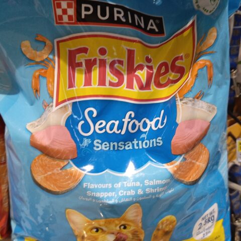 Friskies Wet Cat Food Turkey & Giblets 12-Count — front of pack