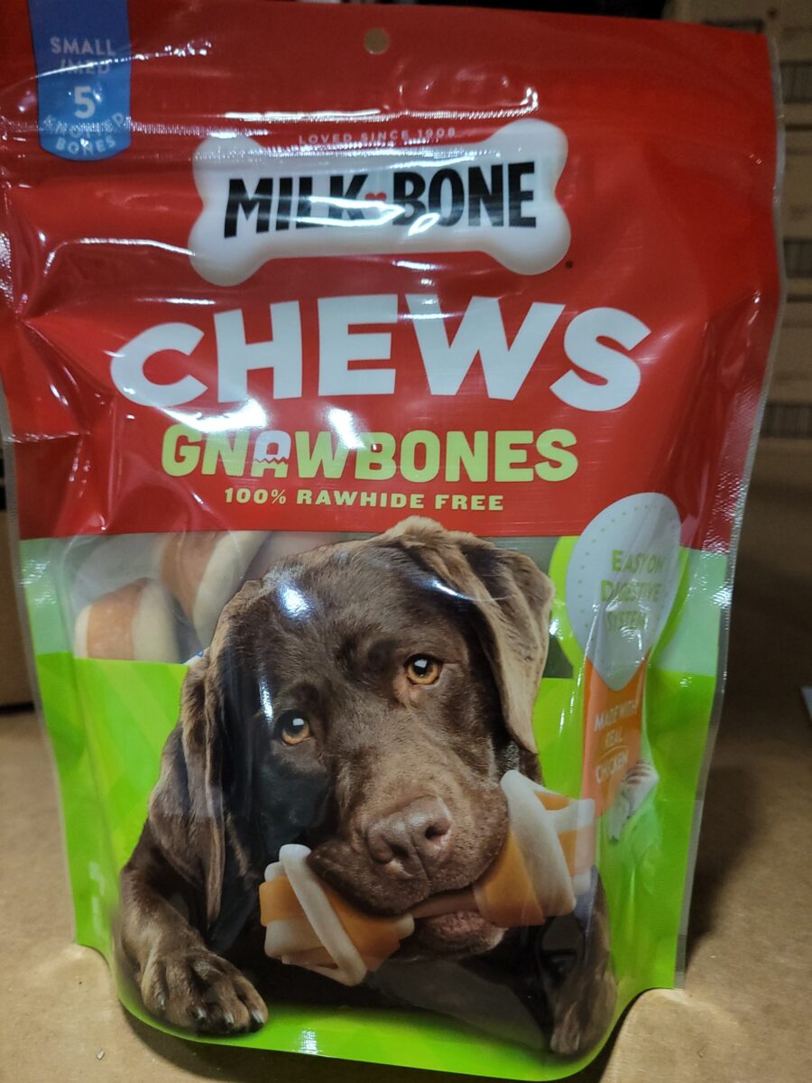 Milk-Bone Dog Treats Brushing Chews 10 oz — Front view